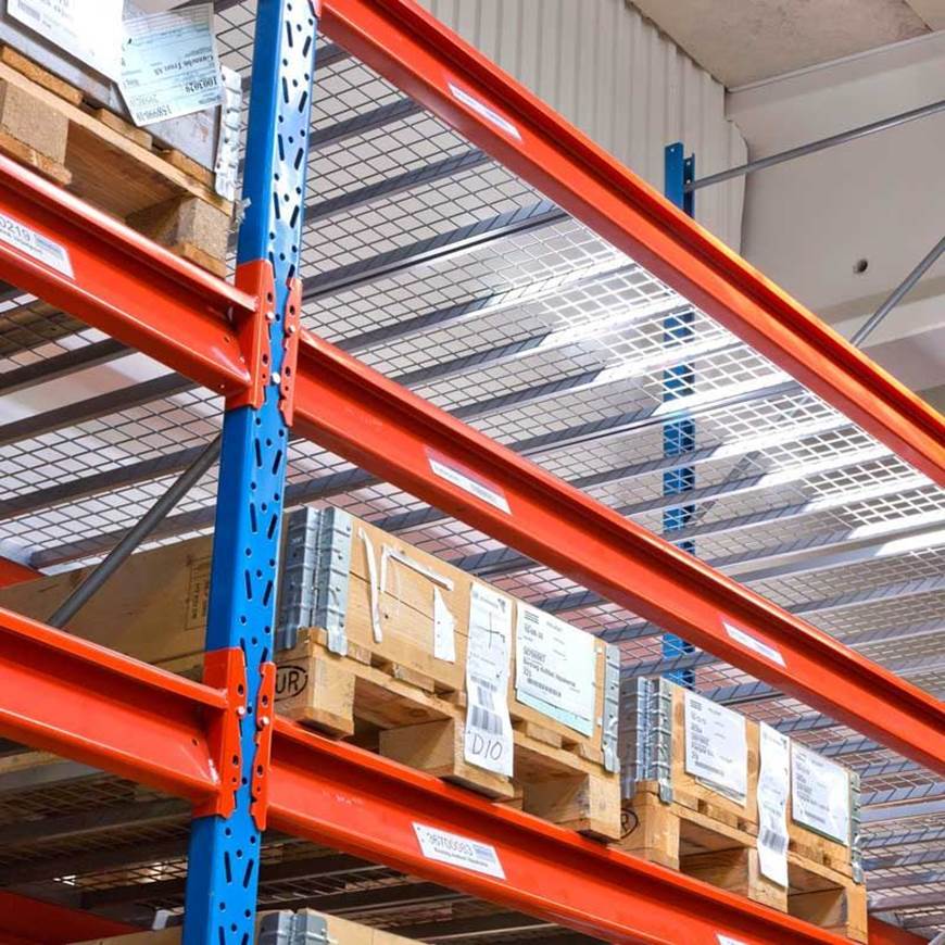 Picture of Drop Over Shelving for Pallet Racking